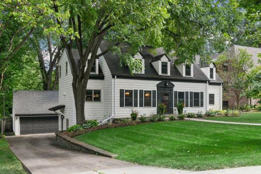 225 Interlachen Road - Spacecrafting - 0014.jpg