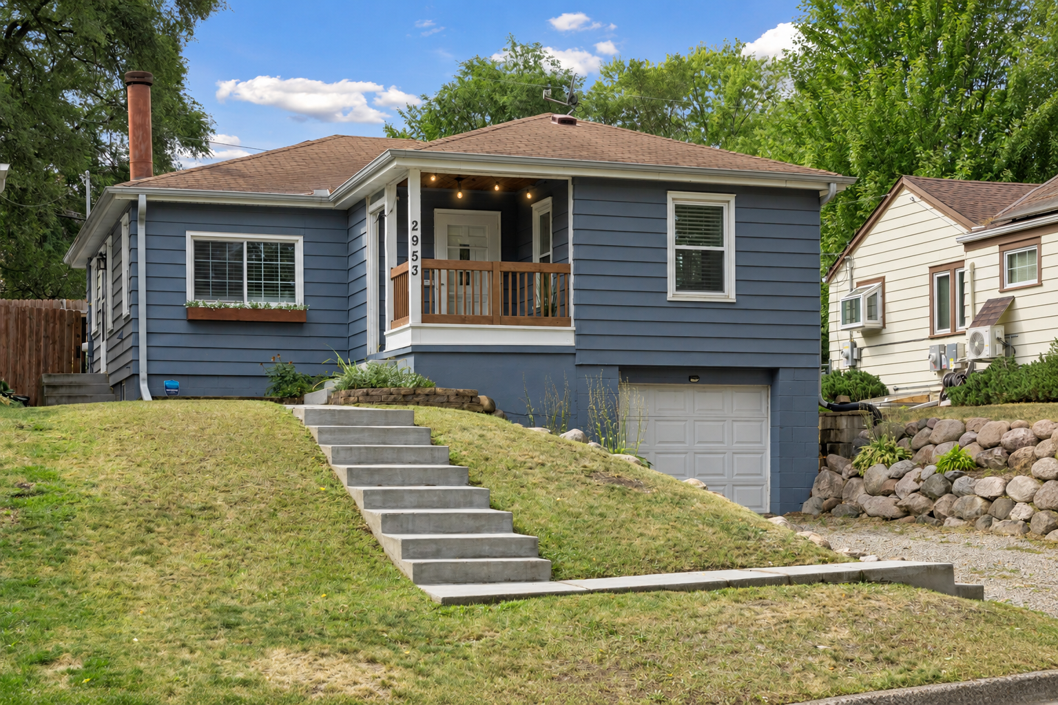 Property photo for 2953 Ewing Avenue N, Robbinsdale, MN 55422