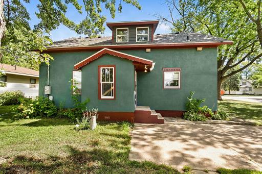 17 Back side of house.jpg