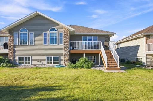 1540 19th Avenue E, West Fargo, ND 58078