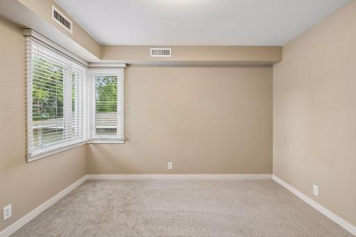 5412 France Avenue S, 112, Edina, MN 55410