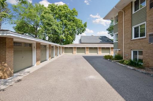 5412 France Avenue S, 112, Edina, MN 55410