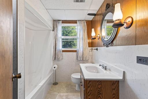 38_13959_Radisson38_mls.jpg