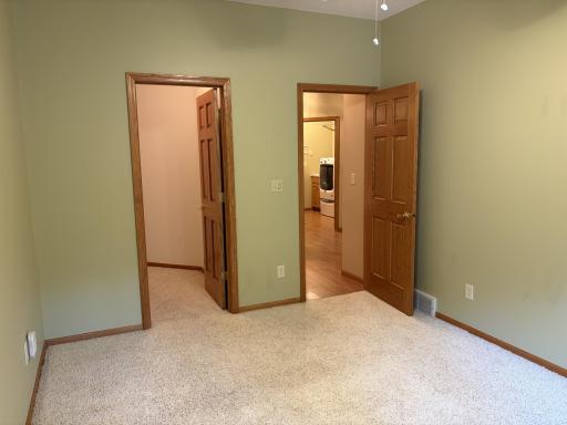 1823 Bohmbach Drive, Red Wing, MN 55066