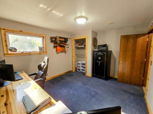 48635 600th Avenue, Fairfax, MN 55332