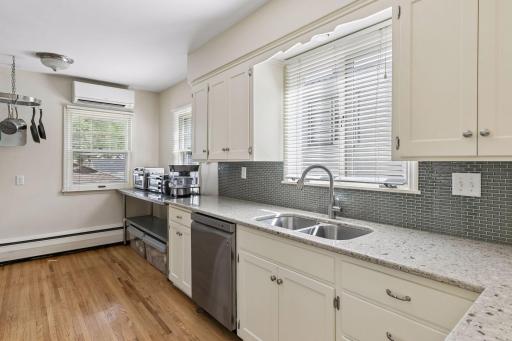 3925 France Avenue S, Minneapolis, MN 55416