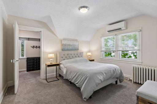 3925 France Avenue S, Minneapolis, MN 55416