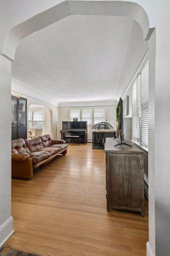 3925 France Avenue S, Minneapolis, MN 55416