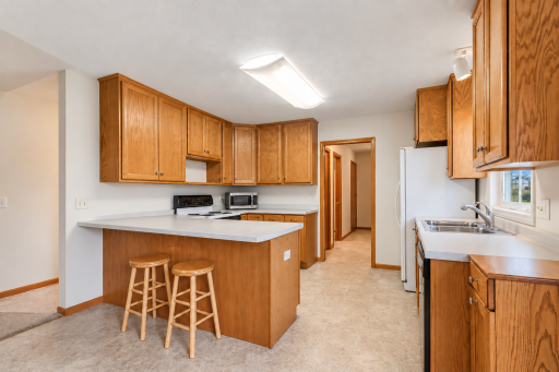 198 Cedar Cove Lane, Owatonna, MN 55060