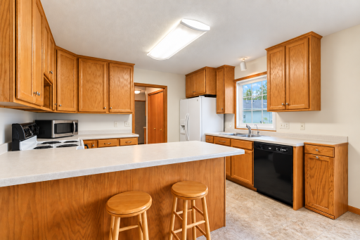 198 Cedar Cove Lane, Owatonna, MN 55060