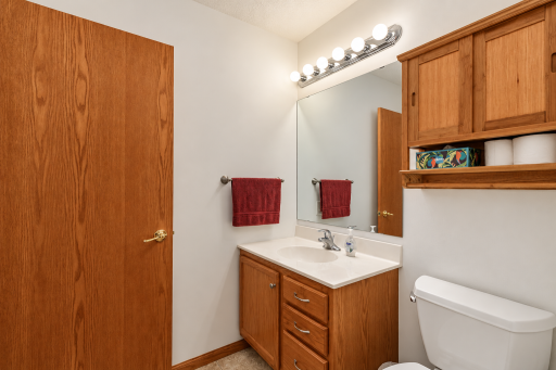 198 Cedar Cove Lane, Owatonna, MN 55060