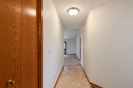198 Cedar Cove Lane, Owatonna, MN 55060