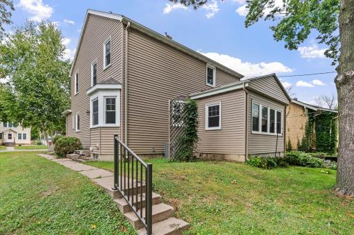 611 2nd Street NE, Faribault, MN 55021