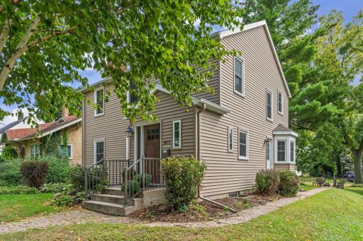 611 2nd Street NE, Faribault, MN 55021