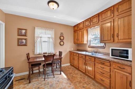 1949 Nevada Avenue E, Saint Paul, MN 55119