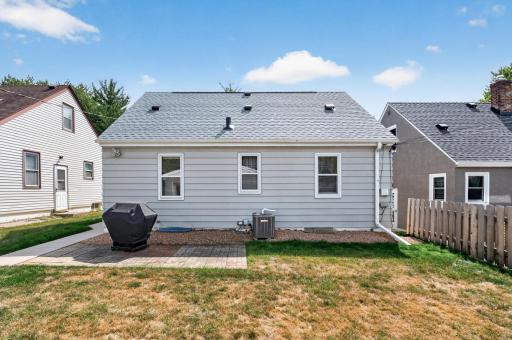 1949 Nevada Avenue E, Saint Paul, MN 55119