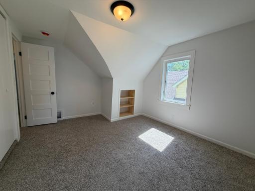 2955 Queen Second Bedroom.jpeg