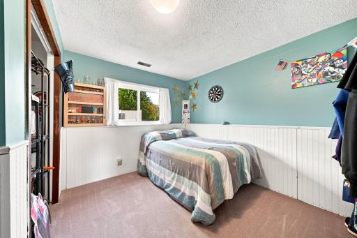 2201 Kessler Lane, Chaska, MN 55318