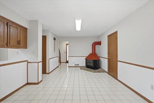 454 Oday Street S, Maplewood, MN 55119
