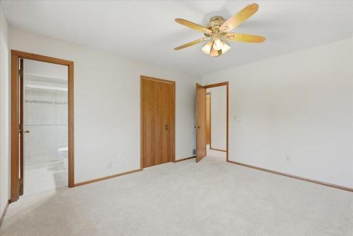 454 Oday Street S, Maplewood, MN 55119