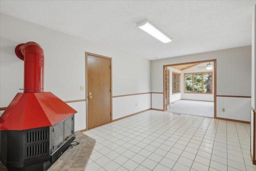 454 Oday Street S, Maplewood, MN 55119