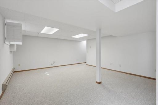 454 Oday Street S, Maplewood, MN 55119