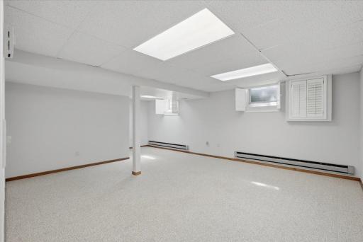 454 Oday Street S, Maplewood, MN 55119