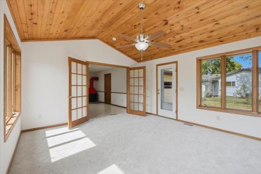 454 Oday Street S, Maplewood, MN 55119
