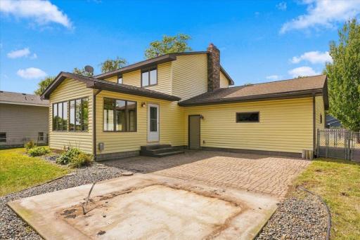 454 Oday Street S, Maplewood, MN 55119