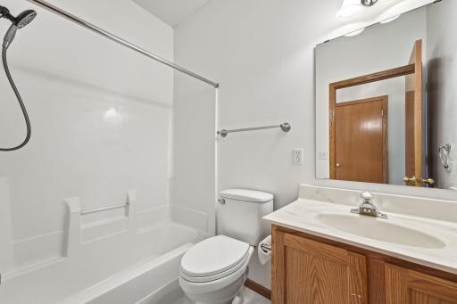 19-web-or-mls-17290_90th_Ave_N_Osseo_MN_55311_02676.jpg