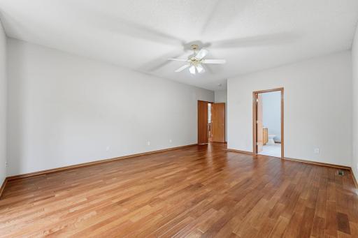 13-web-or-mls-17290_90th_Ave_N_Osseo_MN_55311_02621.jpg
