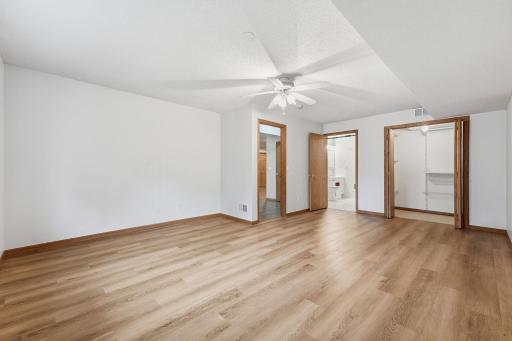 16-web-or-mls-17290_90th_Ave_N_Osseo_MN_55311_02761.jpg