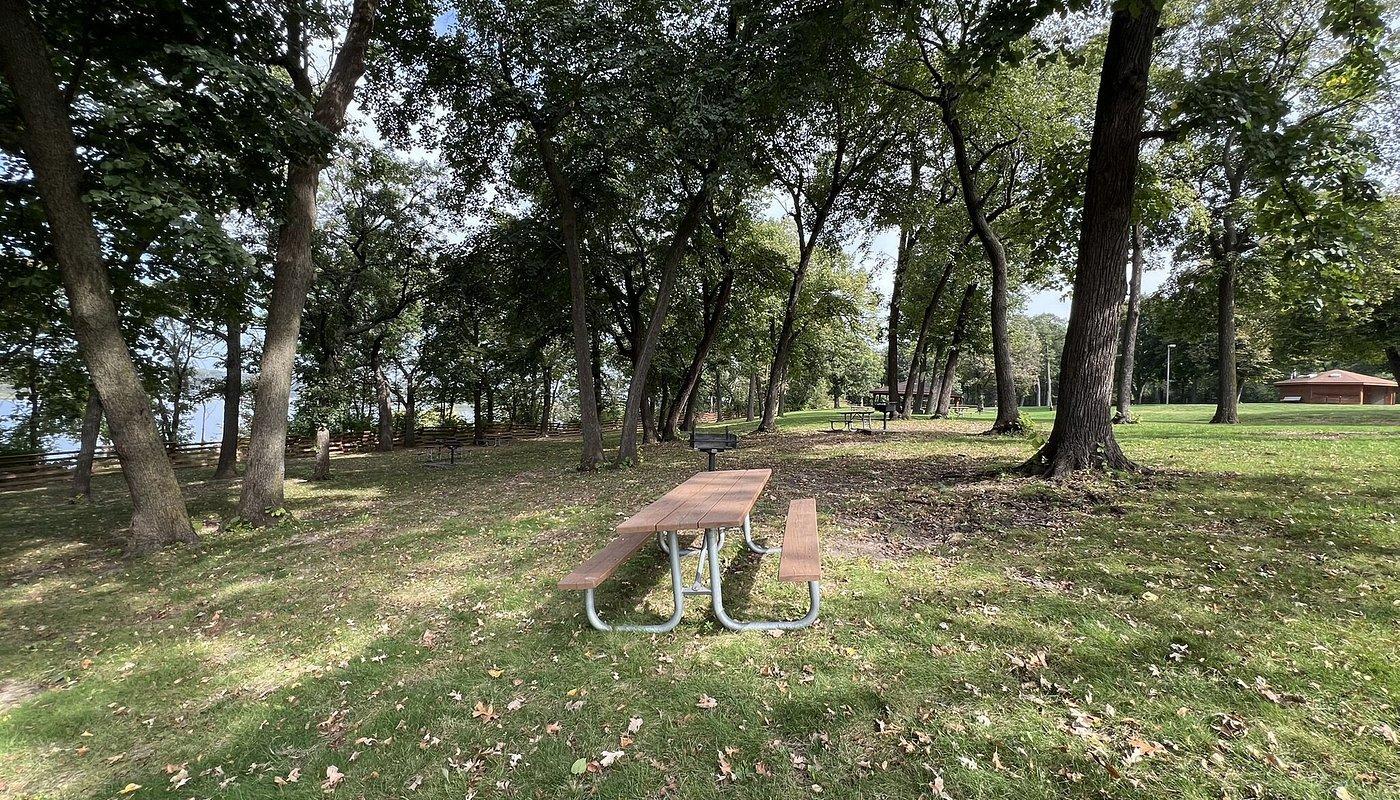spring park picnic area.jpg