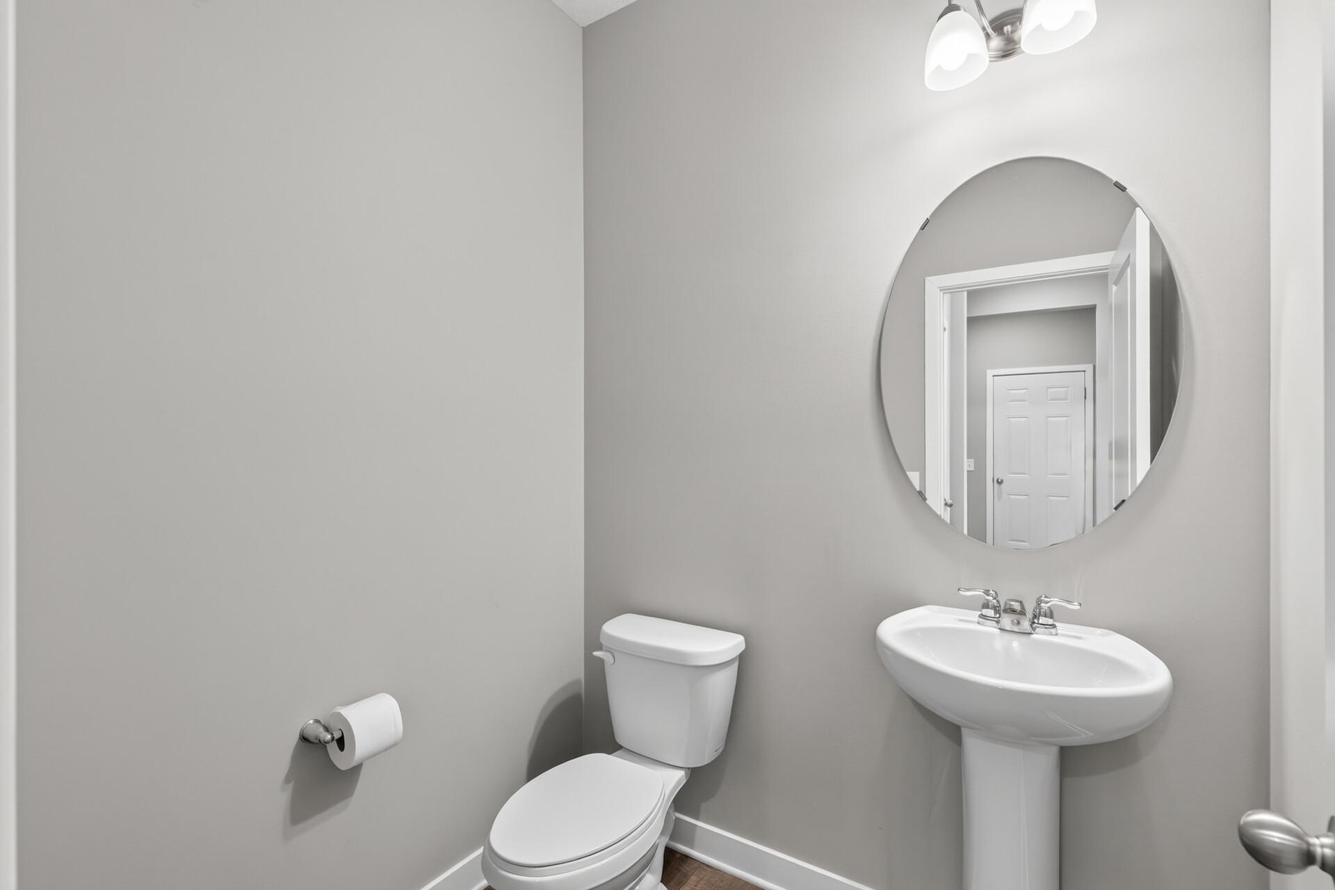 22_4350_123rd_Circle_NE22_mls.jpg