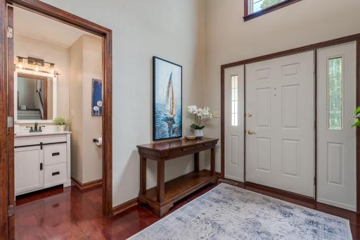 6-web-or-mls-121-bartholomew-ln.jpg