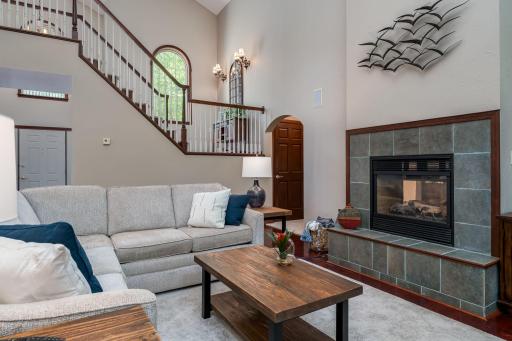 10-web-or-mls-121-bartholomew-ln.jpg