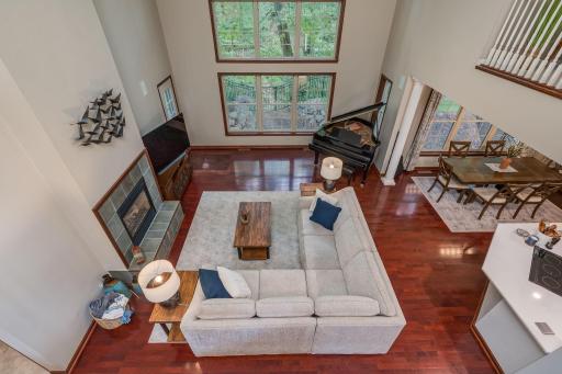 13-web-or-mls-121-bartholomew-ln.jpg