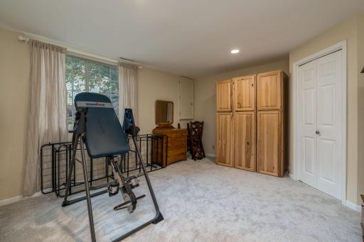 46-web-or-mls-121-bartholomew-ln.jpg