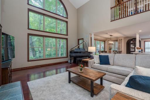 9-web-or-mls-121-bartholomew-ln.jpg