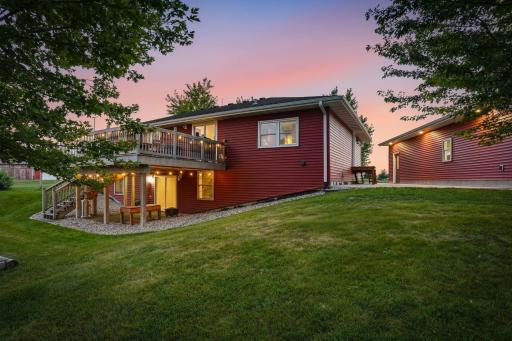 42335 541st Avenue, New Ulm, MN 56073