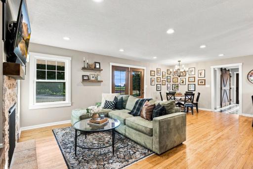 42335 541st Avenue, New Ulm, MN 56073