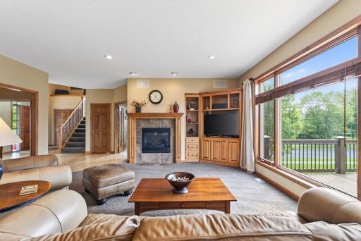 Beautiful built-ins!