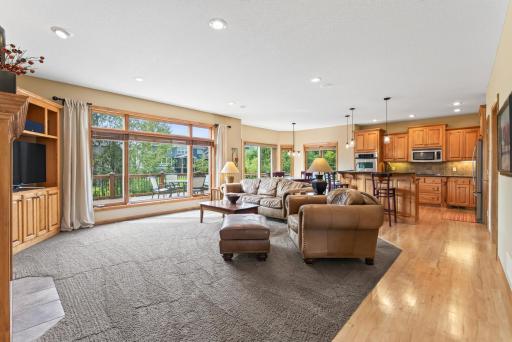 So much natural light!