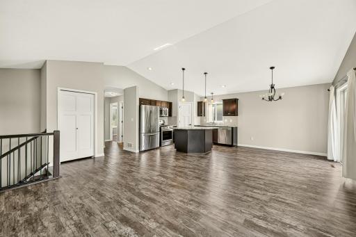 5526 Harvest Lake Drive NW, Rochester, MN 55901