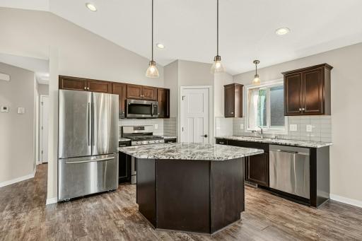5526 Harvest Lake Drive NW, Rochester, MN 55901