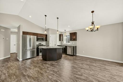 5526 Harvest Lake Drive NW, Rochester, MN 55901