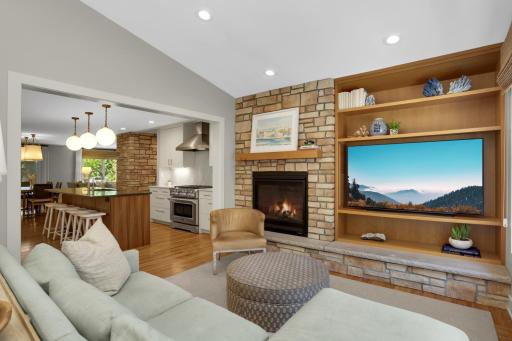 2096 Lower Saint Dennis Road, Saint Paul, MN 55116