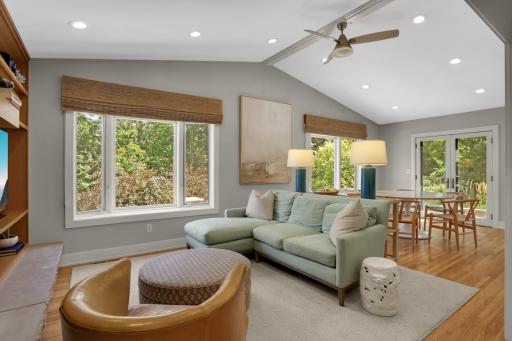 2096 Lower Saint Dennis Road, Saint Paul, MN 55116