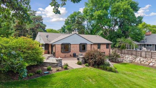2096 Lower Saint Dennis Road, Saint Paul, MN 55116