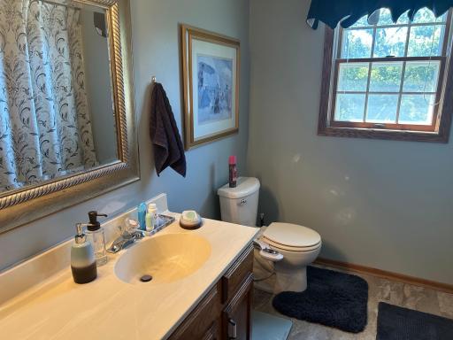1204 Horizon Drive, Marshall, MN 56258